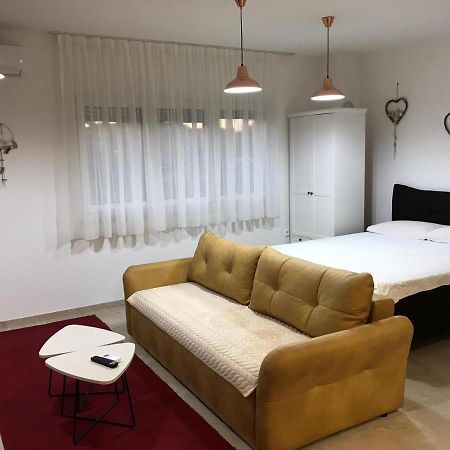 B1Villa Srima Kültér fotó
