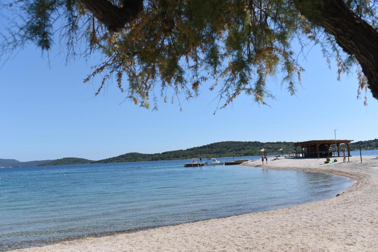 B1Villa Srima Kültér fotó